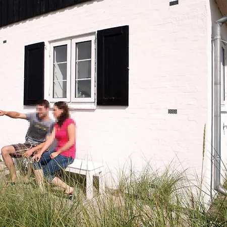 Holiday home Lovely In With Wifi